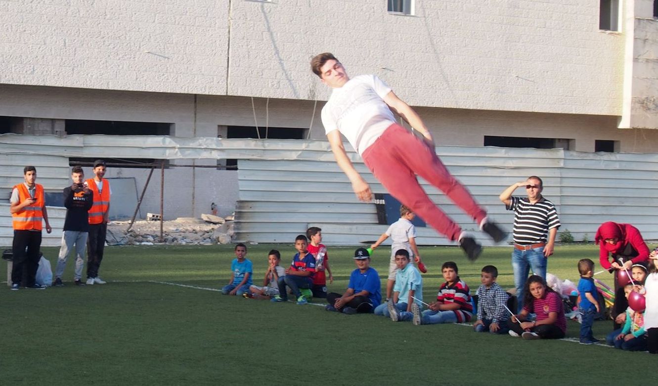 "مجمـوعة مشوار" تنظم المسار الرابع على أرض ملعـب مـدرسة الفرندز للبنين
